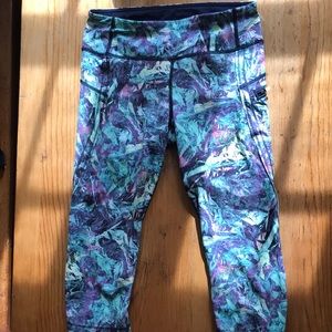 Lululemon cropped leggings